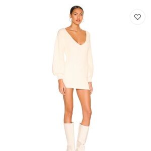 MAJORELLE Cream V-Neck Sweater with Chunky Knit and Oversized Sleeves